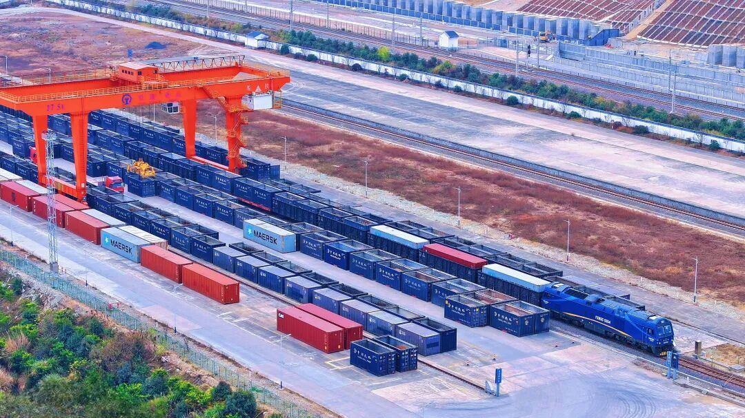 丽水：海铁联运发货忙