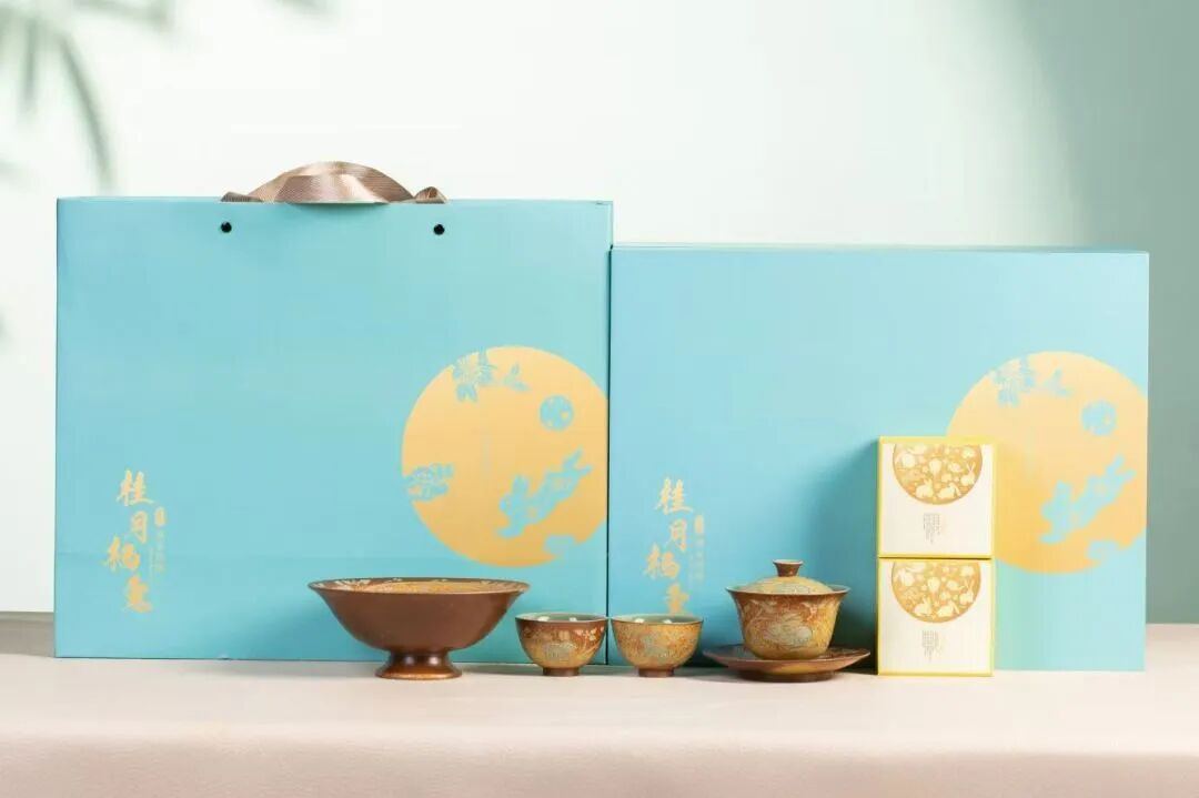 龙泉青瓷中秋礼瓷“上新”热销 部分预订量已超三千套